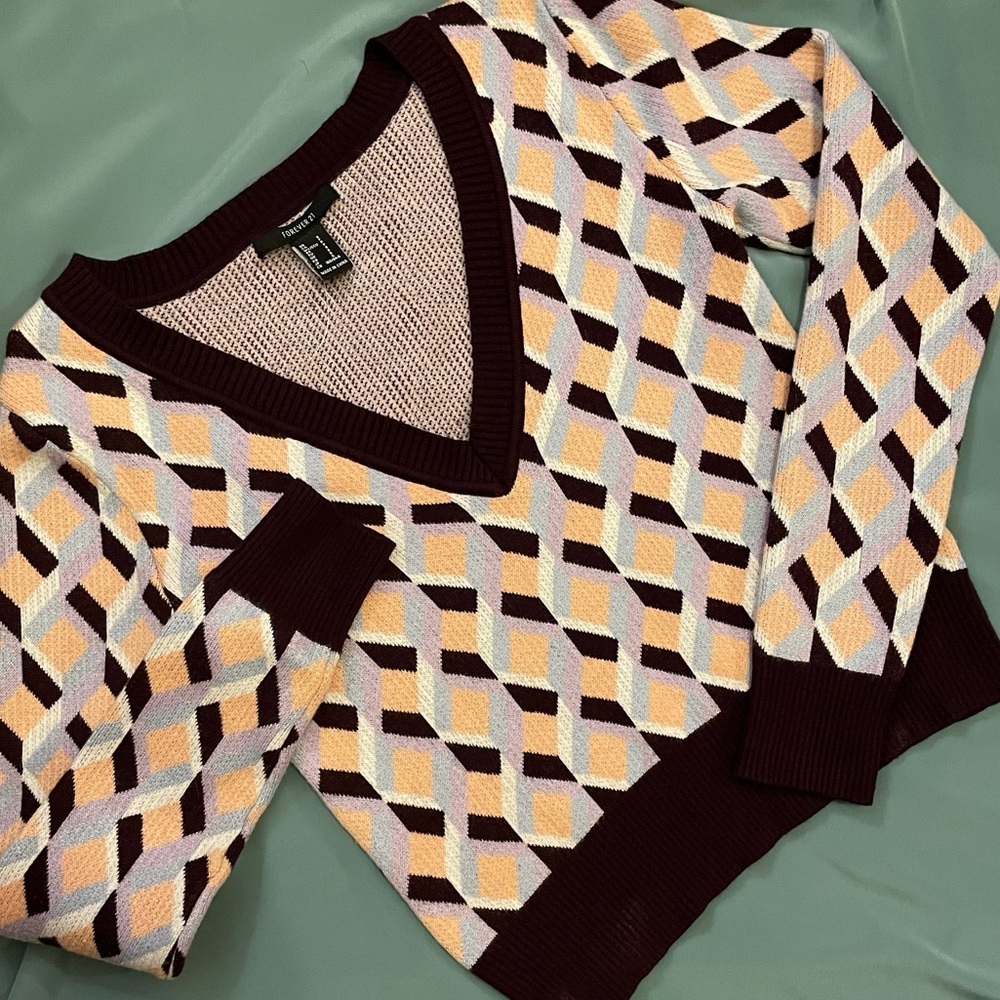 Forever 21 | 90s’ print sweater